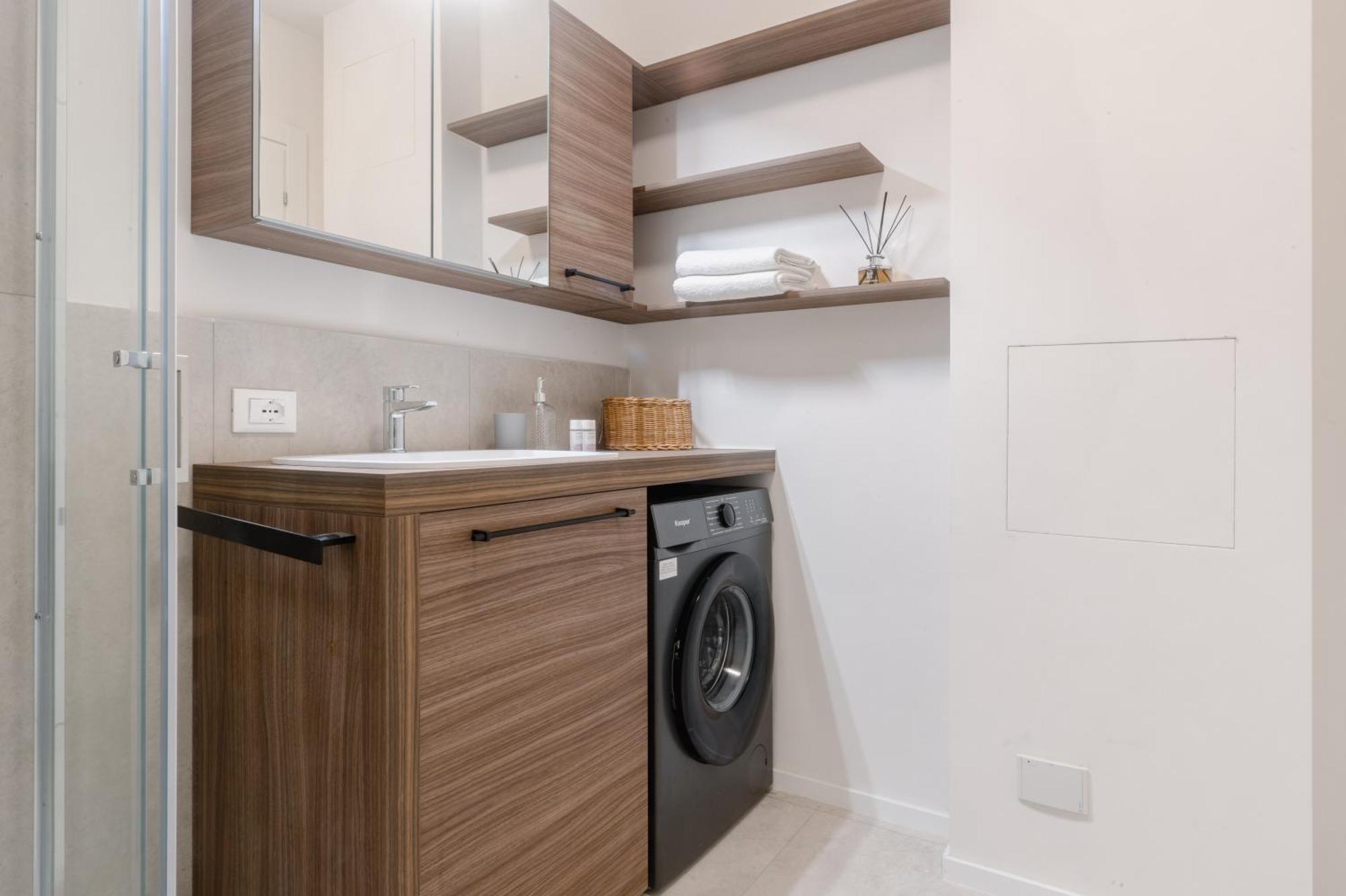 Apartamento Bright & Modern 4 Bedrooms In Center